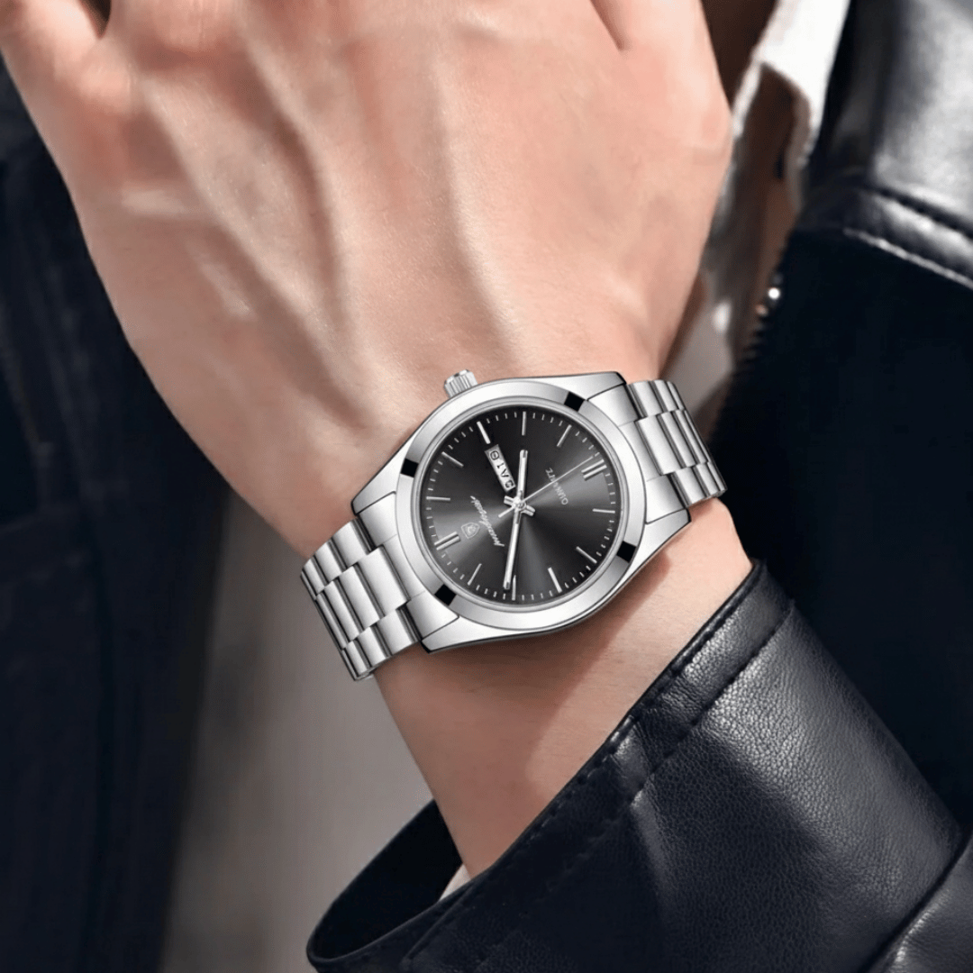 Relógio Masculino Belmonte de luxo no pulso, estilo sofisticado, acabamento em aço, visual elegante