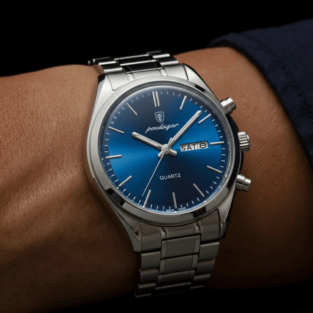 Relógio Masculino Belmonte de luxo no pulso, estilo sofisticado, acabamento em aço, visual elegante