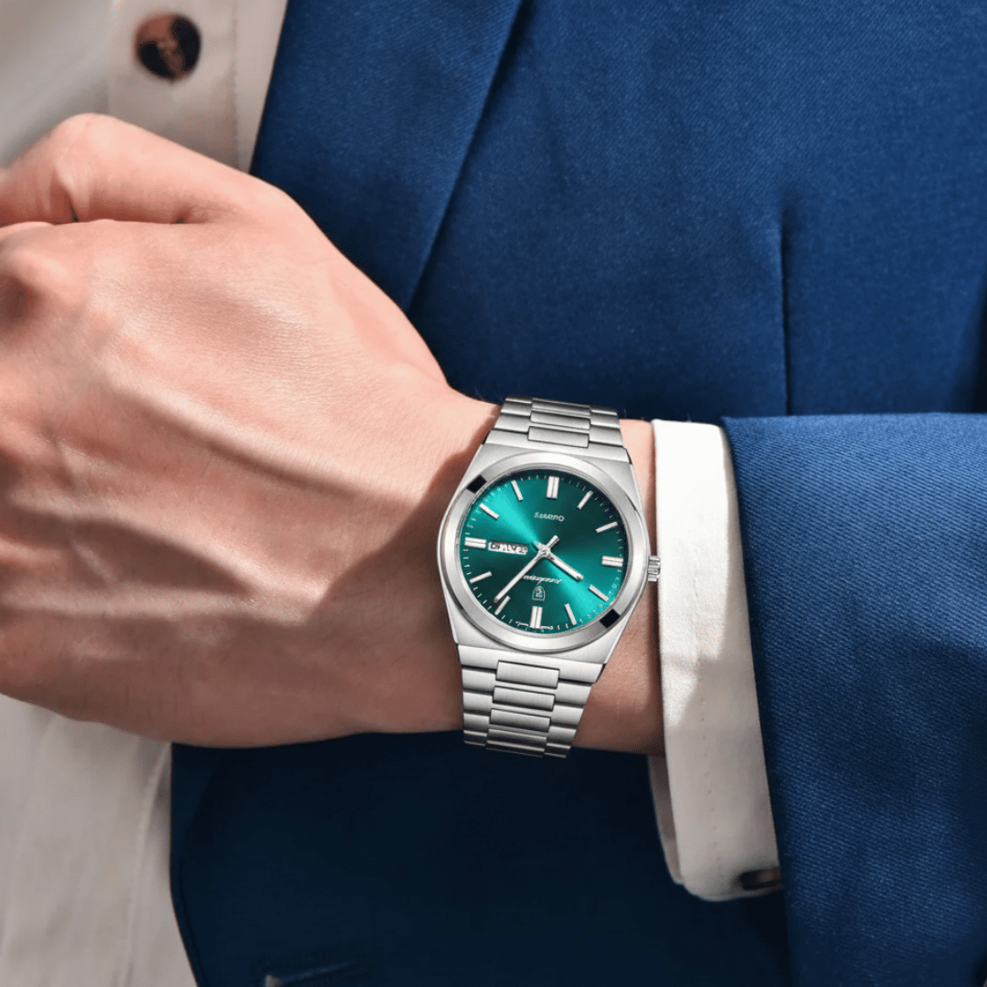 Relógio Masculino Belmonte de luxo no pulso, estilo sofisticado, acabamento em aço, visual elegante